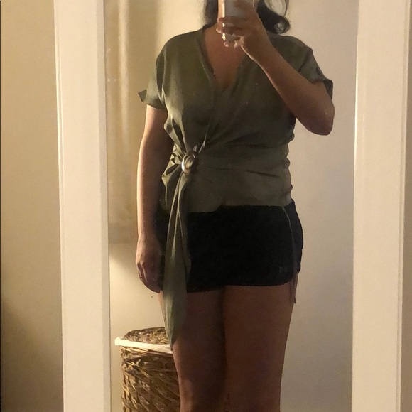 Silk shirt - Picture 2 of 6